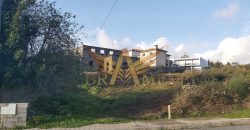Terreno com Projeto Aprovado para Construção de Moradia Independente com 4 frentes de Rés do Chão – Paços de Ferreira