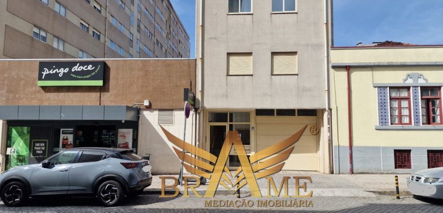 APARTAMENTO T2 COM LUGAR DE GARAGEM | RUA DA CONSTITUIÇÃO – PORTO