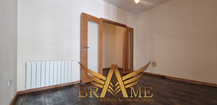 APARTAMENTO T2 COM LUGAR DE GARAGEM | RUA DA CONSTITUIÇÃO – PORTO
