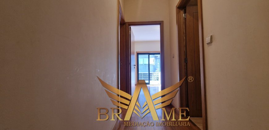 APARTAMENTO T2 COM LUGAR DE GARAGEM | RUA DA CONSTITUIÇÃO – PORTO