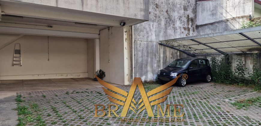 APARTAMENTO T2 COM LUGAR DE GARAGEM | RUA DA CONSTITUIÇÃO – PORTO