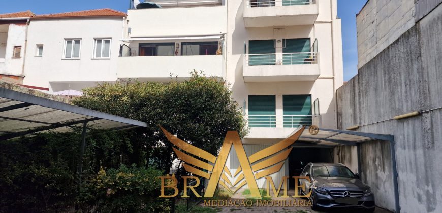 APARTAMENTO T2 COM LUGAR DE GARAGEM | RUA DA CONSTITUIÇÃO – PORTO