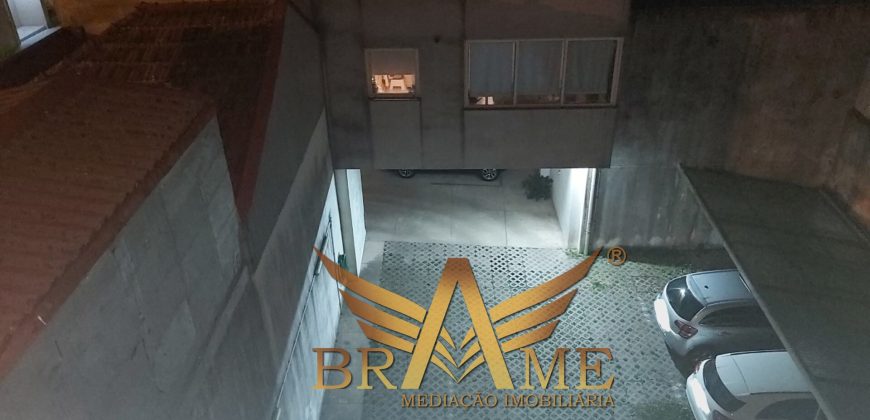 APARTAMENTO T2 COM LUGAR DE GARAGEM | RUA DA CONSTITUIÇÃO – PORTO